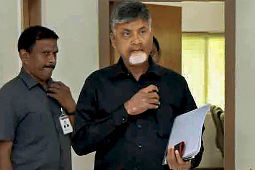 chandrababu data war à°à±à°¸à° à°à°¿à°¤à±à°° à°«à°²à°¿à°¤à°