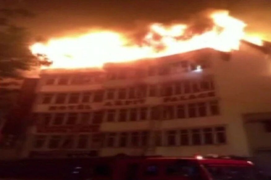 Karol Bagh Inferno: Emergency Exit of Hotel Locked, Says Union Minister; Kejriwal Orders Probe