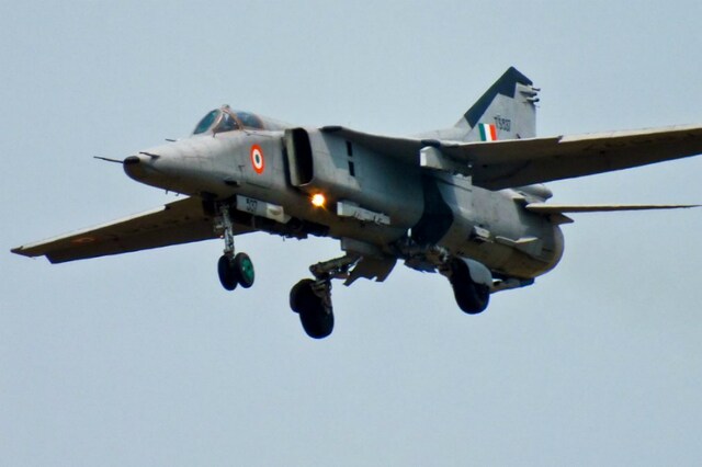 File photo of an MIG-27 fighter aircraft . (Image: Twitter)