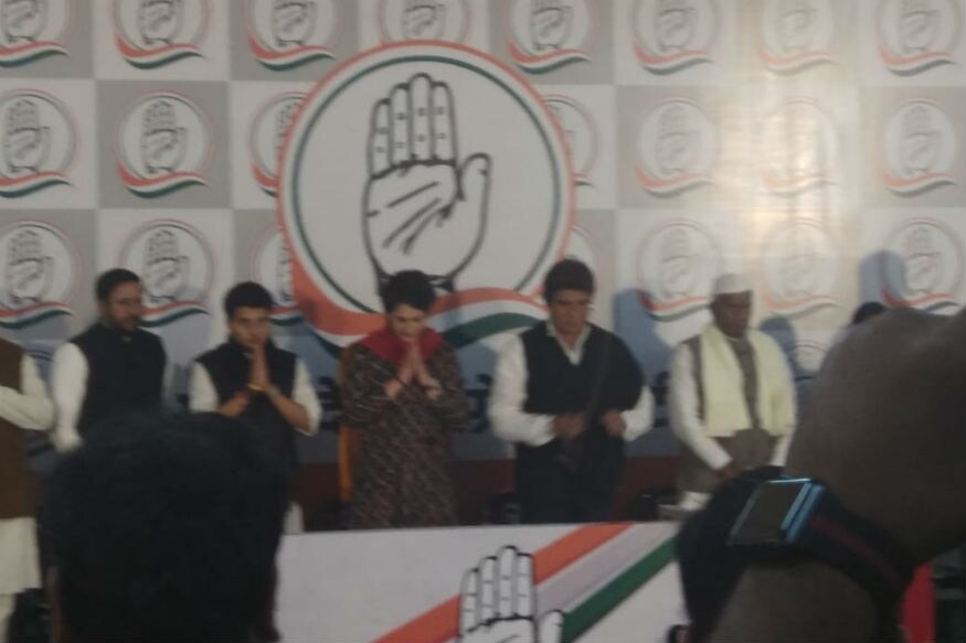 Election Tracker LIVE: No Politics at Priyanka's First Press Meet, Only 2-Minute Silence for CRPF Martyrs