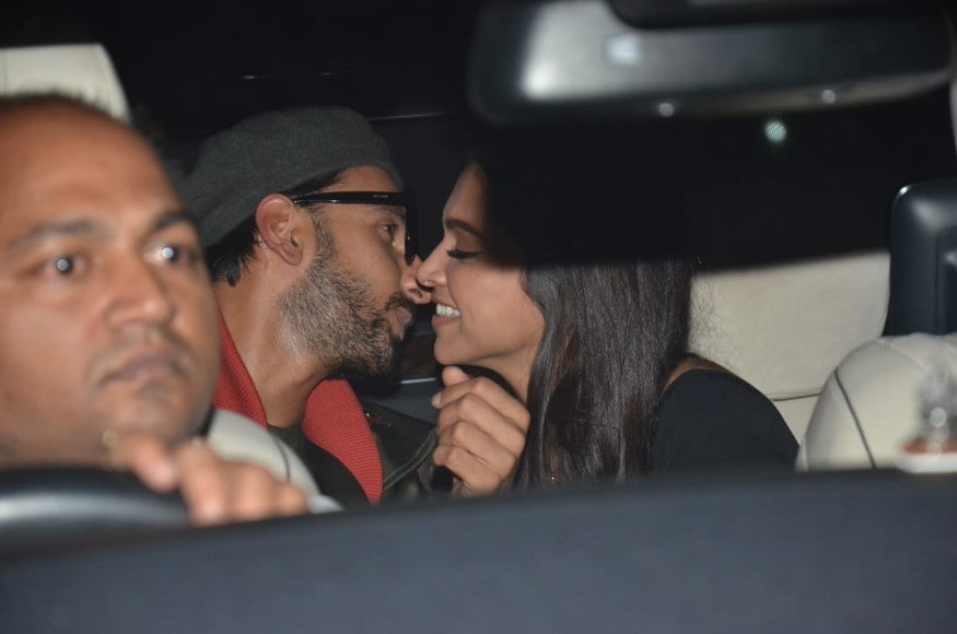 Deepika & Ranveer's Cute PDA Moments at Gully Boy Screening