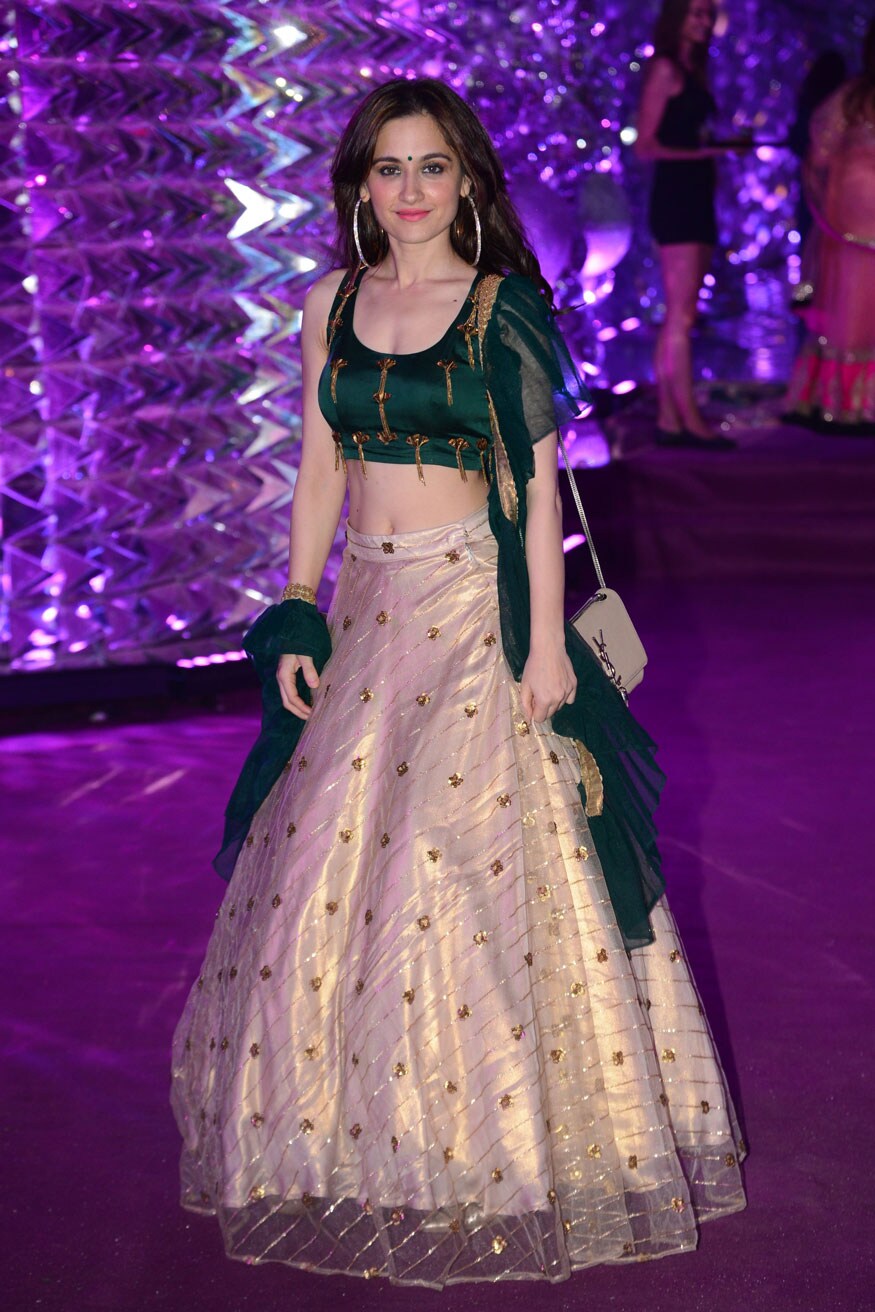 Azhar Morani and Tanya Seth's Sangeet Ceremony; See Pics - News18