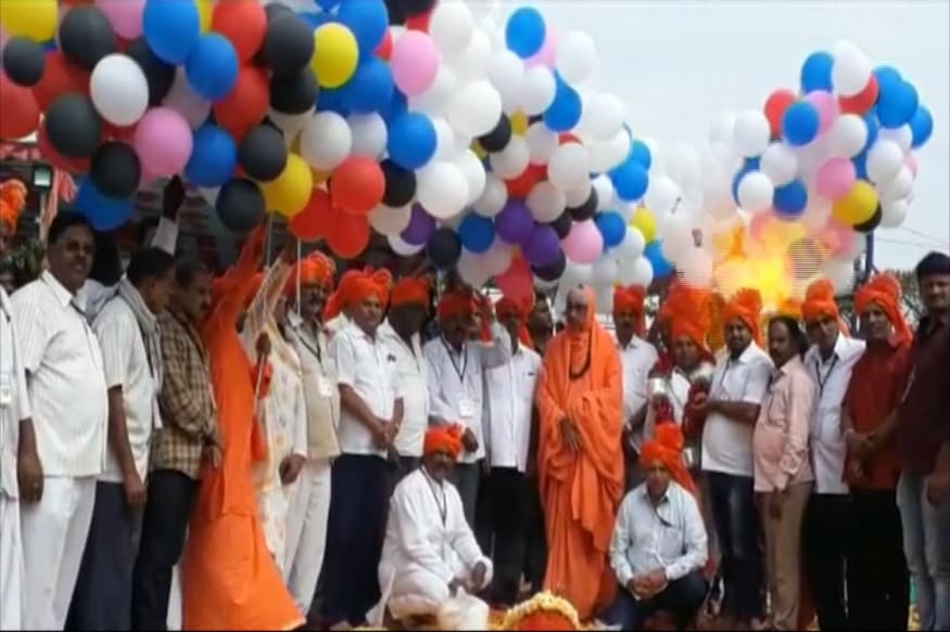 Karnataka’s Suttur Mutt Seer Among 4 Injured in Freak Nitrogen Balloon Blast