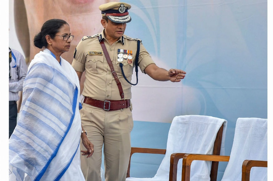 After SC Stops CBI From Arresting Kolkata Commissioner, MHA Seeks Disciplinary Action Against Top Cop