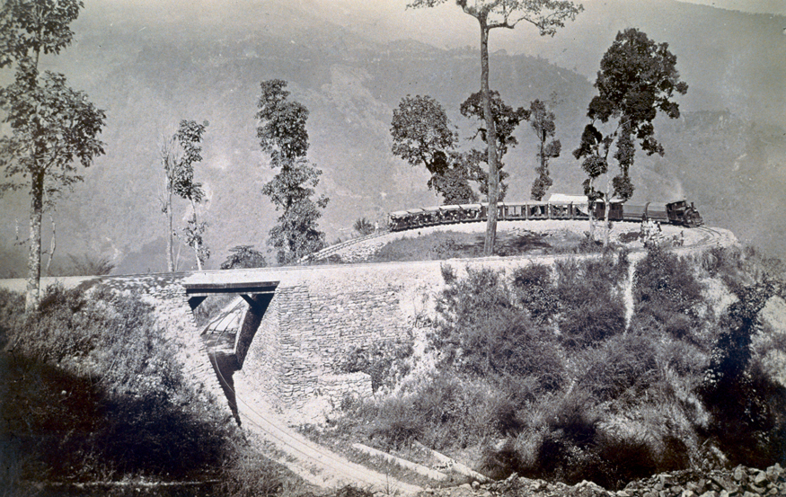 The loop at Agony Point at Tindharia on the Darjeeling Himalayan Railway', 1880s. The Darjeeling Himalayan Railway is a narrow gauge line connecting Siliguri and Darjeeling. It was built between 1879 and 1881. (Image: Getty Images)