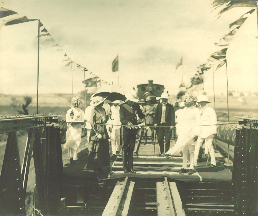 British Governor of Bombay Freeman Freeman-Thomas, 1st Marquess of Willingdon, cuts the ribbon on a railway bridge over the River Karjan, to open the Rajpipla railway, during his state visit to the Kingdom of Rajpipla, Gujarat. (Image: Getty Images)