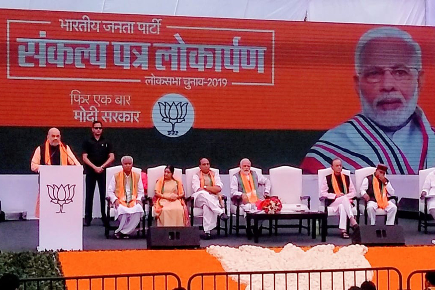 PM Modi, Amit Shah Unveil BJP's 'Sankalp Patra' Manifesto - News18