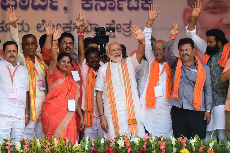 PHOTOS| PM Narendra Modi's Election Rally in Karnataka - News18