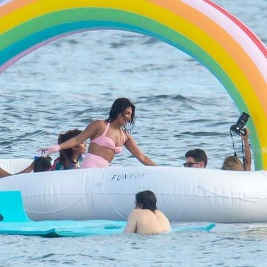  Priyanka Chopra and Nick Jonas in Miami. (Image: Instagram)