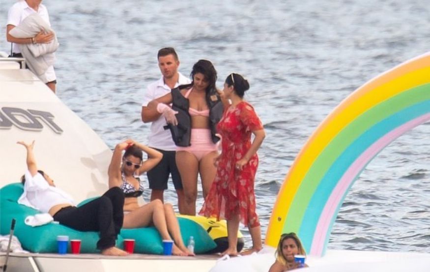  Priyanka Chopra with her friends and family in Miami. (Image: Instagram)