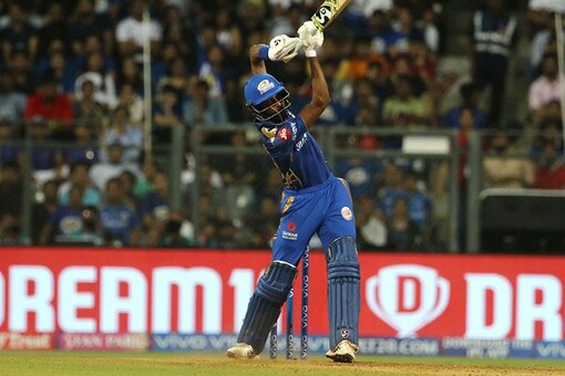 IPL 2019 | Pandya, Russell Hitting Leaves Twitter Astonished