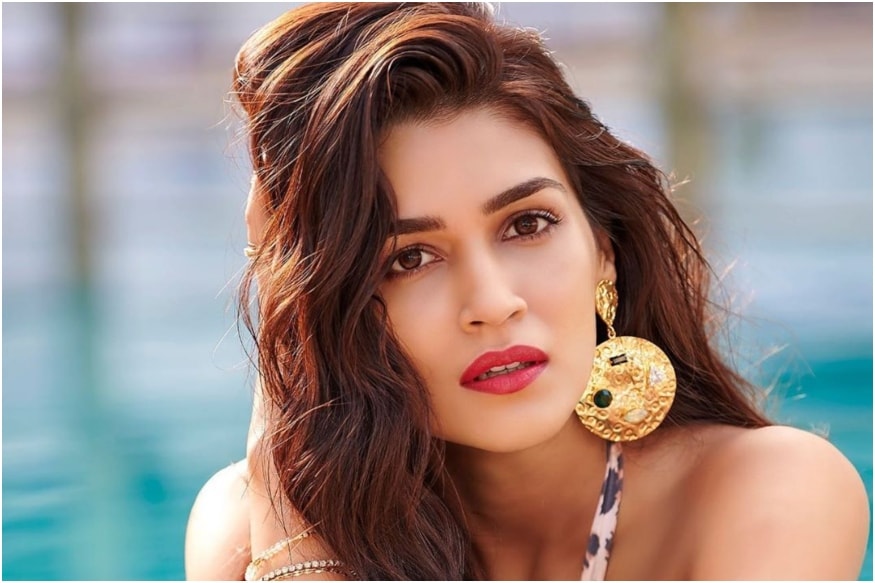 875px x 583px - If Ek Chumma was Disrespectful Towards Women, I'd Have Spoken Up: Kriti  Sanon Defends Housefull 4 Song