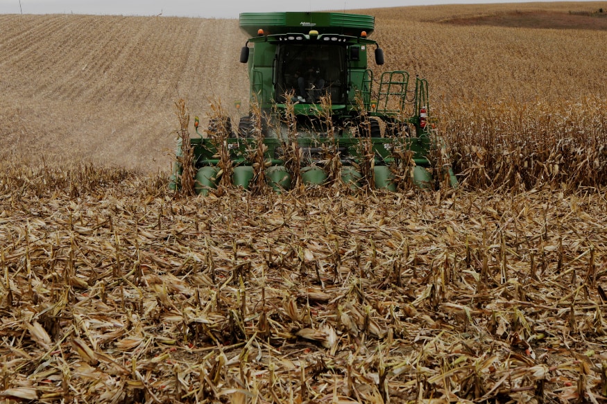 Trapped in a Corn Hopper, US Farmer Amputates Limb With Pocket Knife to Save His Life