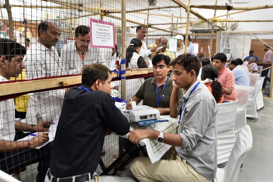 Lok Sabha Election Results 2019: Inside Pictures of Vote Counting Centres -  News18