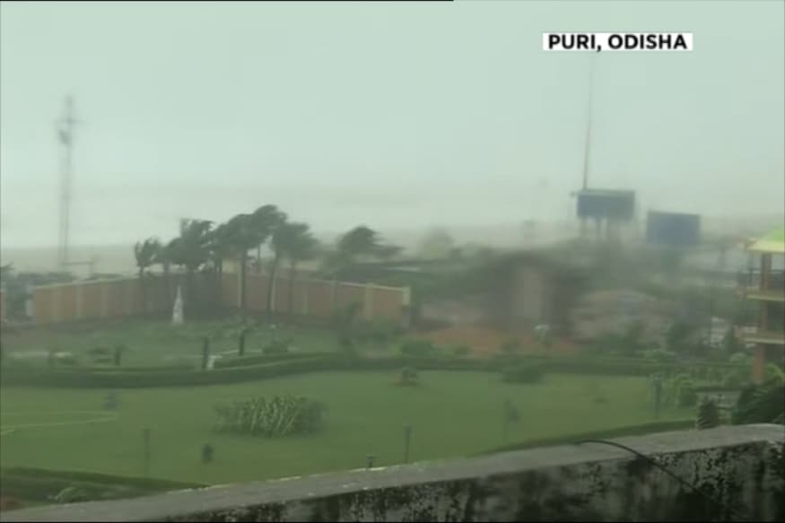 Tracking Cyclone Fani: India's Worst Cyclone in 20 Years Hits Odisha