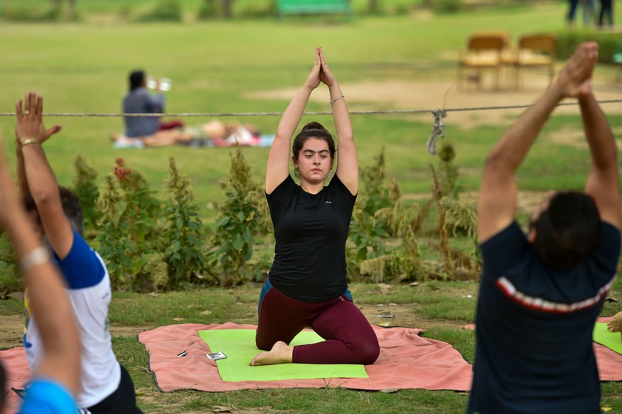 PM Modi flexes India's cultural reach on Yoga Day with backbends and corpse  poses on the UN lawn | India – Gulf News