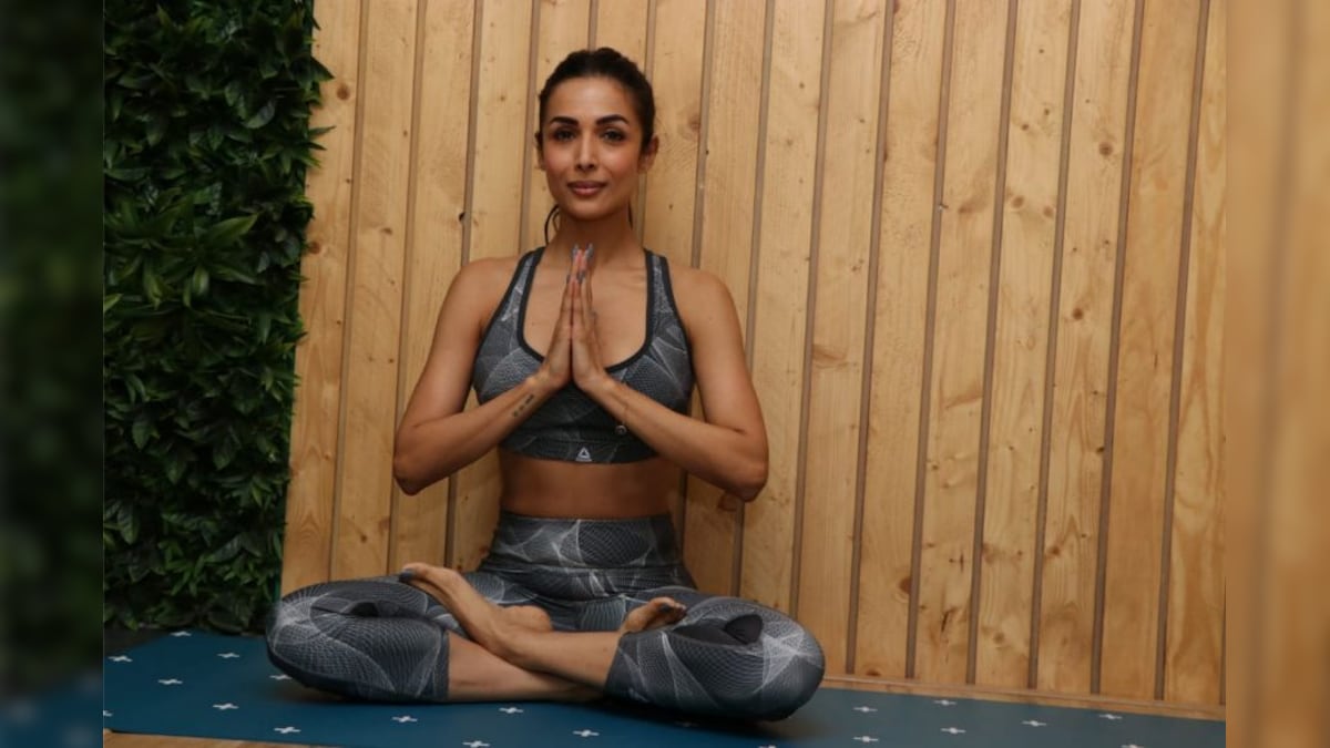 Malaika Arora Starts Off Her Week With A Difficult Yoga Asana, Says  'Grateful Towards' - News18