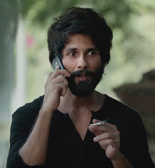 Akshay Mhatre Gets Inspired by Kabir Singh for His Role in Indiawaali  Maa  News18