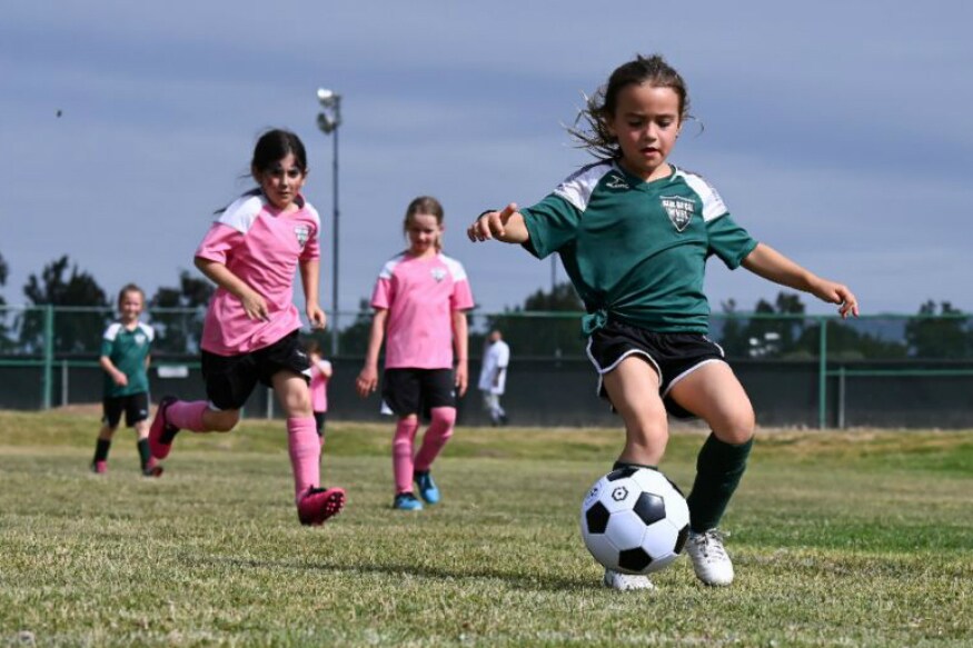 Britain Bans 'Harmful' Gender Stereotypes from Advertisements