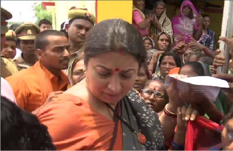 From Calling Ambulance to Consoling Woman, Smriti Irani Plays People's Leader on Maiden Visit to Amethi