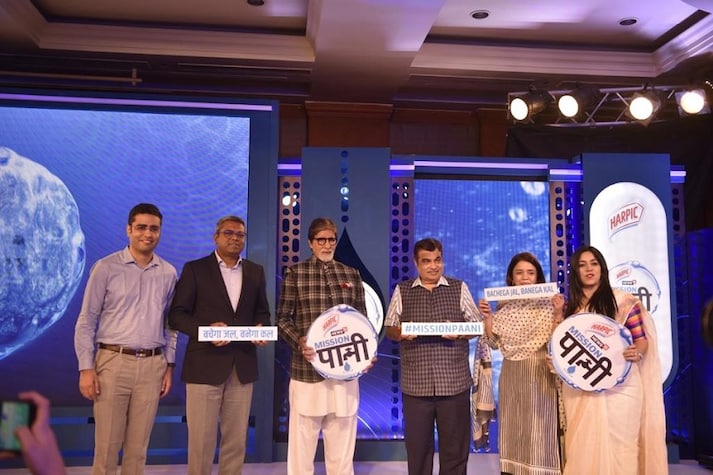 ../mission-paani/photo-gallerys/mission-paani-amitabh-bachchan-launches-news18-campaign-to-save-water-2286033.html