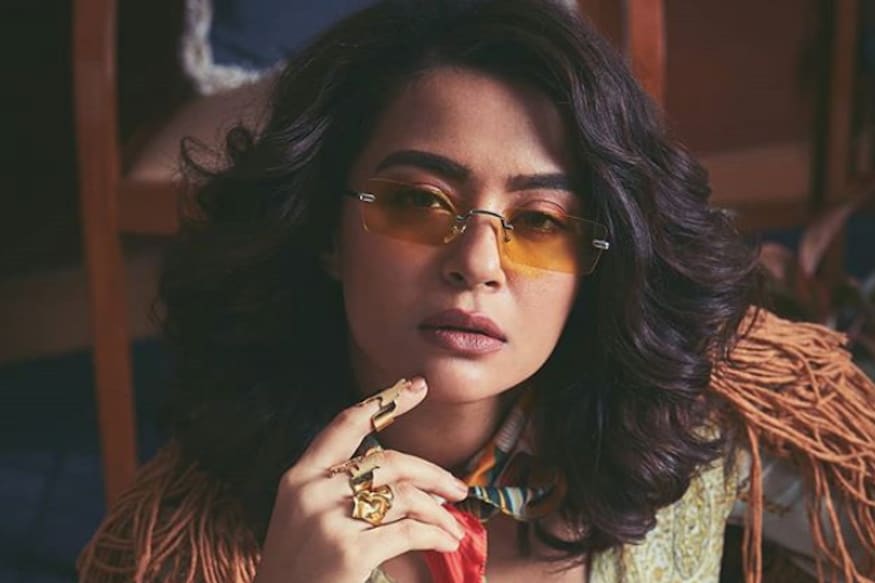 Surveen Chawla S Xnx - Sacred Games 2's Surveen Chawla Says She 'Had to Go Backwards' to ...