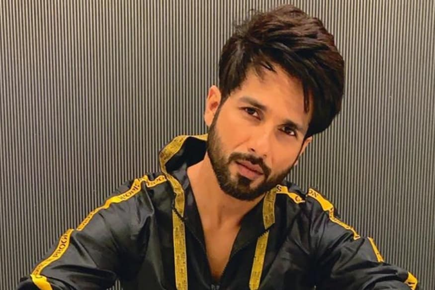 Shahid Kapoor flaunts his rugged beard look and messy hair, gives a peek  into his weekend mood | Hindi Movie News - Times of India