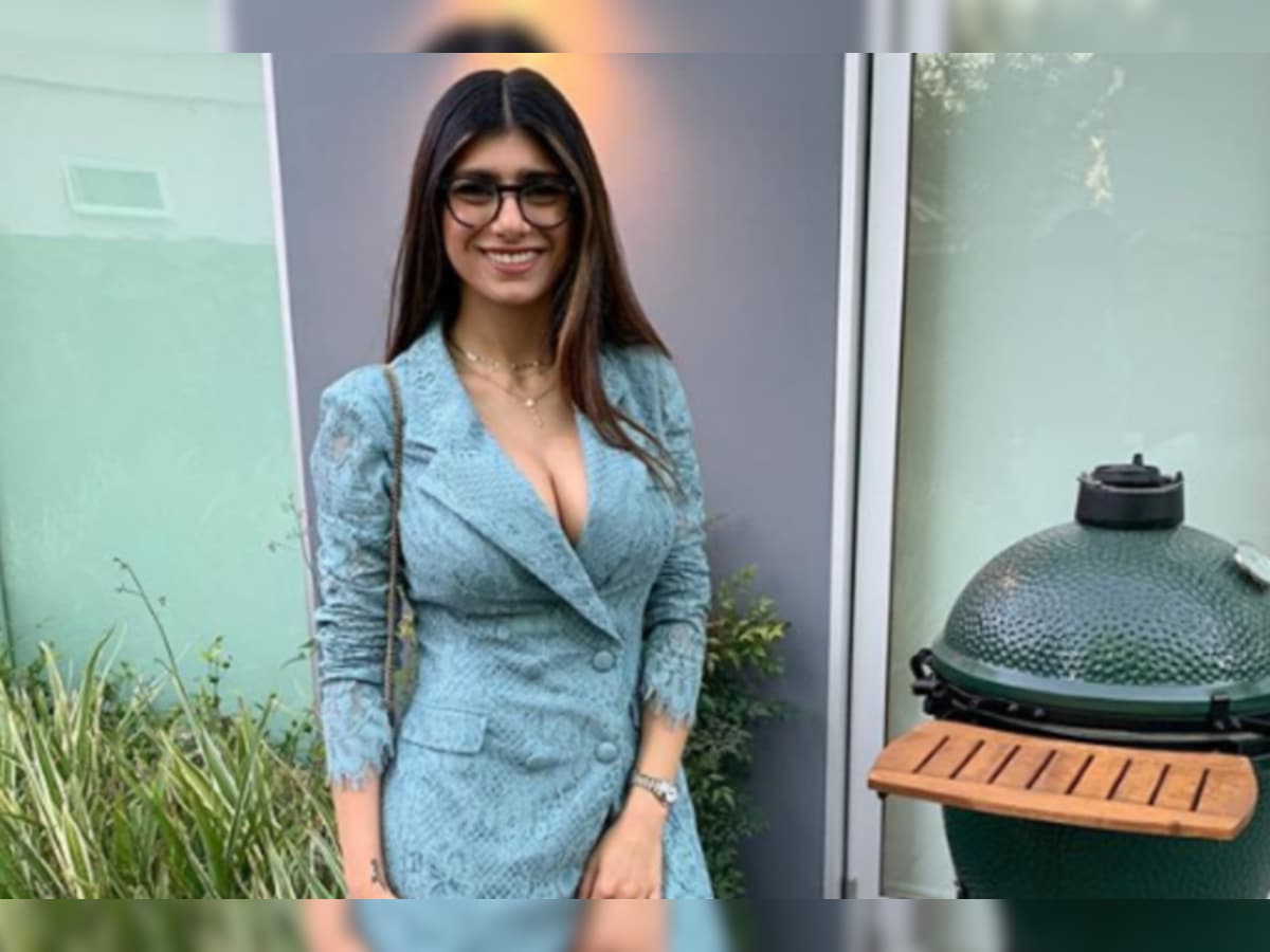 Long Land With Small Chut - Mia Khalifa Reveals That She Only Made a Total of Rs 8.5 Lakhs in the Adult  Film Industry