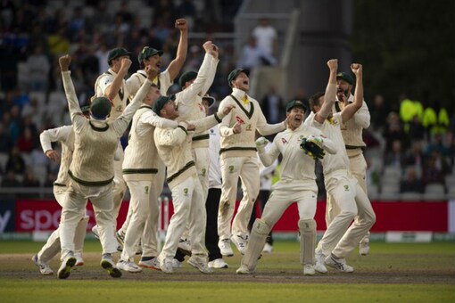 Australia after retaining the ashes (Twitter)