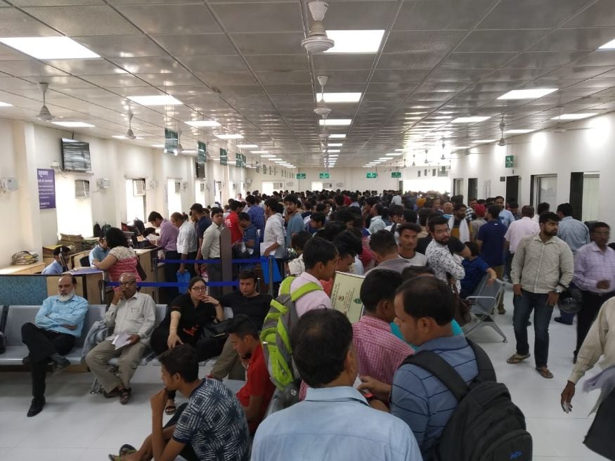 New Motor Vehicle Act Delhiites Rush to RTO to Validate Their