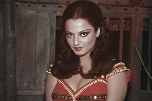 Happy Birthday Rekha: 15 Rare Pictures of Bollywood's Timeless Beauty