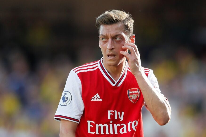 Mesut Ozil Did Not Deserve Place In Arsenal S Europa League