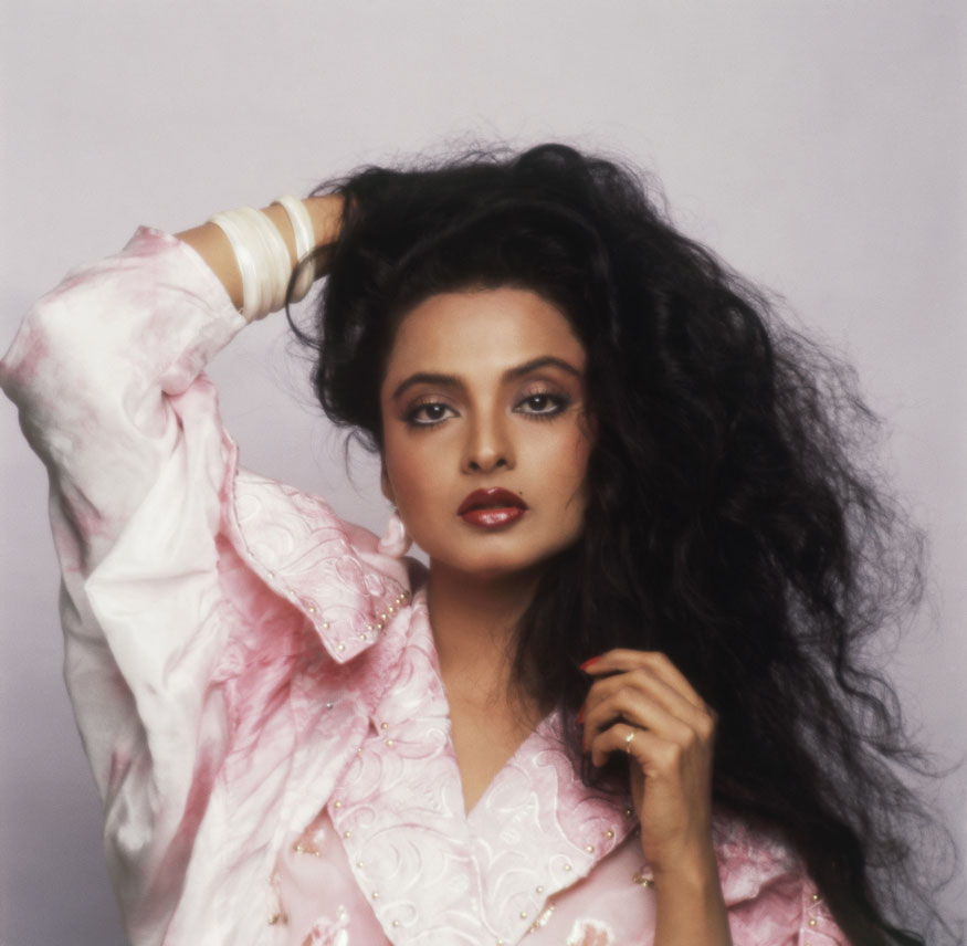Happy Birthday Rekha: 15 Rare Pictures of Bollywood's Timeless ...
