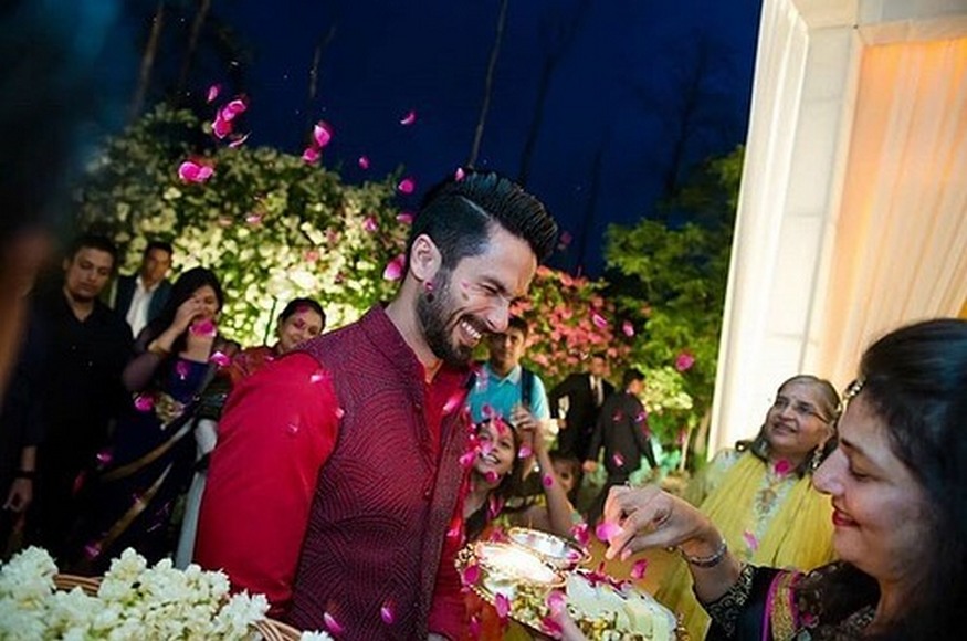 Unseen Wedding Photos Of Shahid Kapoor And Mira Rajput Goes Viral Photogallery