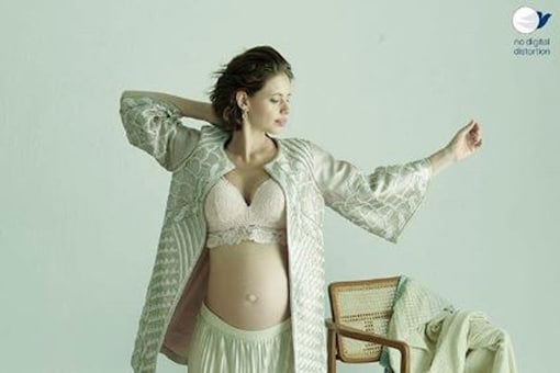 Kalki Koechlin Flaunts Baby Bump In New Photoshoot See Pics