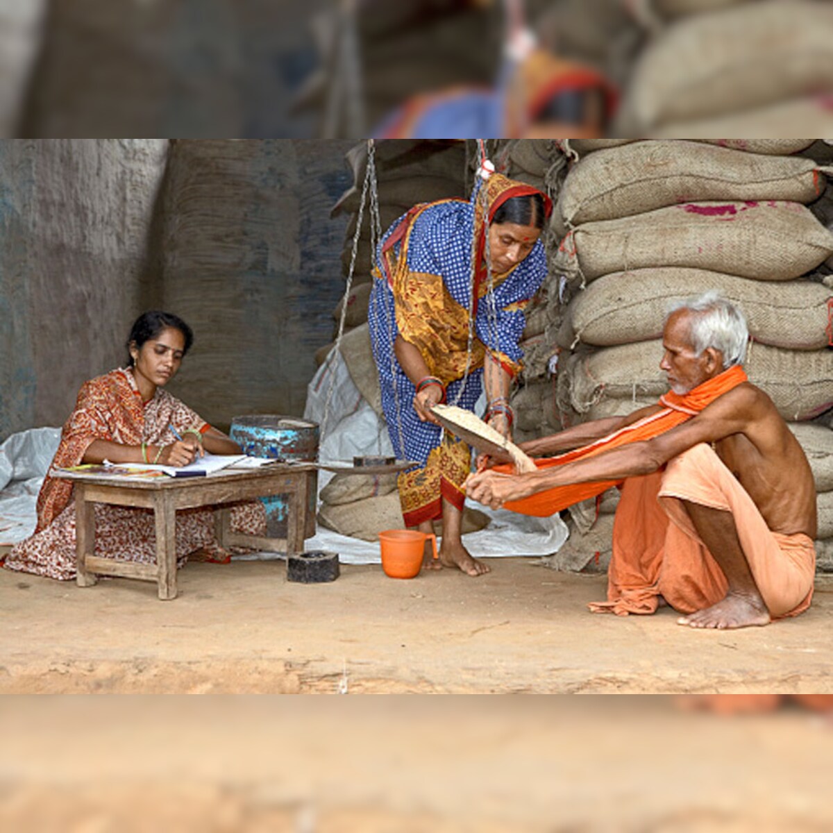 Will Govt's 'One Nation, One Ration Card' Scheme Be a Boon for Poor?  Experts Feel Otherwise