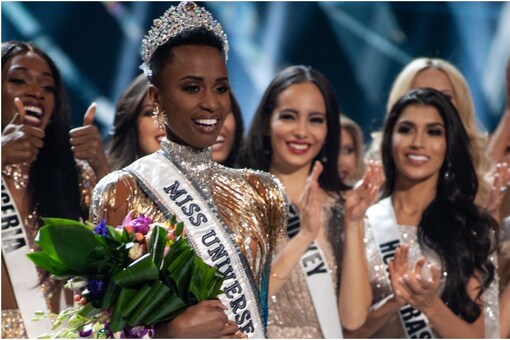 Ҿ: Zozibini Tunzi خ Miss Universe 2019