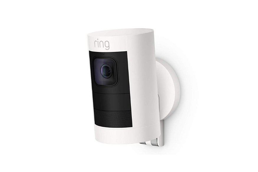 A TV program that collects interesting videos of Amazon's doorbell ``Ring''  with a surveillance camera has been decided to be produced, and when the  dystopian surveillance society accelerates, the media will reject