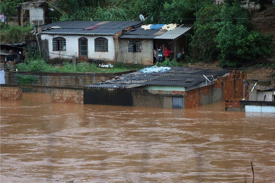 Brazil Rain Photos Heavy Rains Continue Flooding Minas Gerais Cities