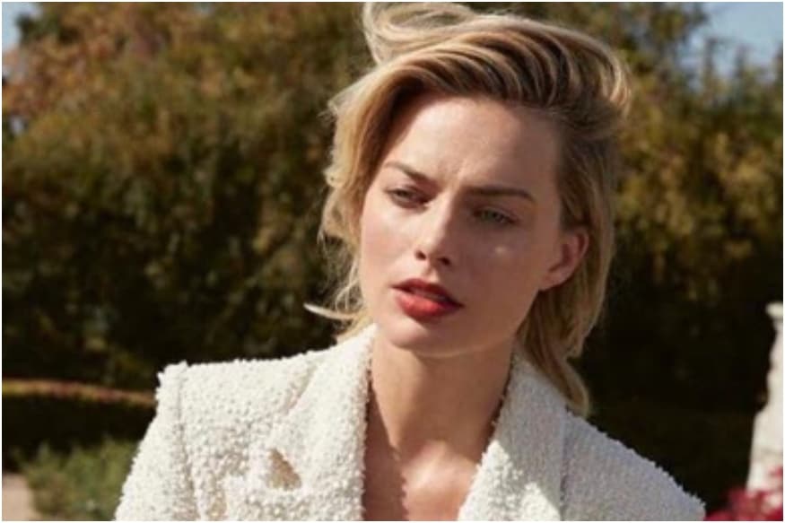 Margot Robbie Didnt Know What Sexual Harassment Was Until She Read Bombshell Script News18