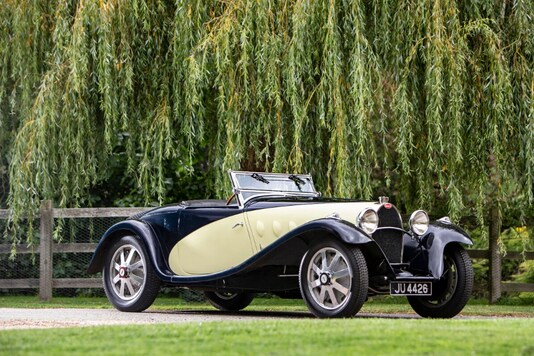 38 Bugatti 7 Seater Pics