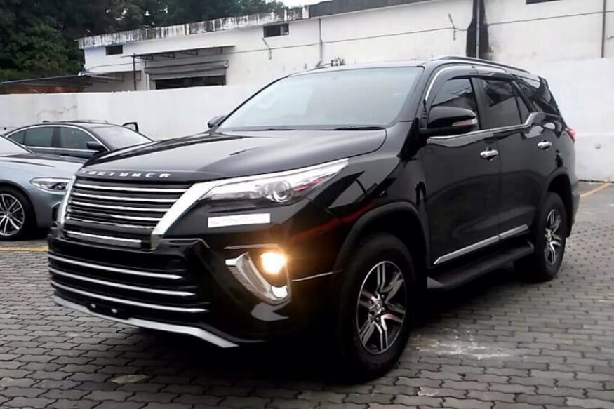 Upcoming Toyota Fortuner Suv Facelift Spotted Testing For The