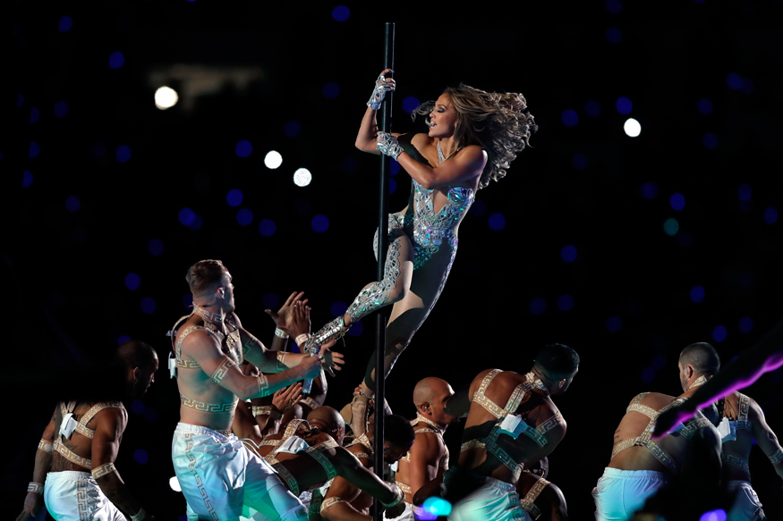 J.Lo & Shakira's Scintillating Performances at Super Bowl 2020 - News18