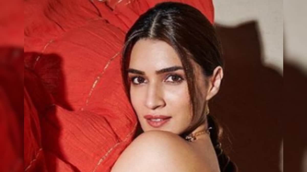 Kriti Sanon Begins To Gain 15 Kilos For Mimi Here S How She Is Going About It News18