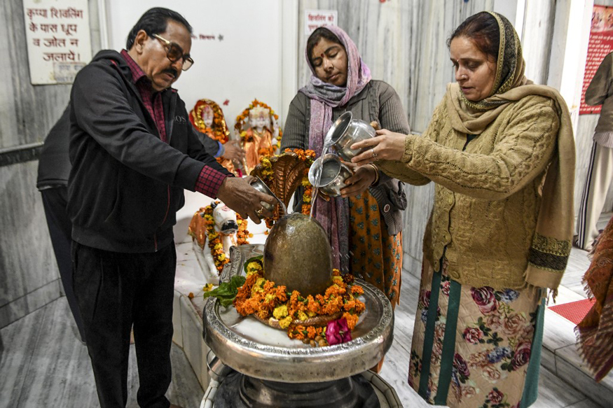 PICS Devotees Gear Up to Celebrate Maha Shivratri 2020 News18