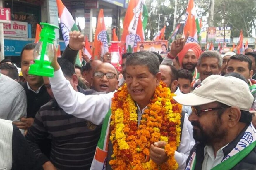 Cong's Harish Rawat Goes AAP Way, Promises Free Power & Water if Elected to Power in Uttarakhand - News18