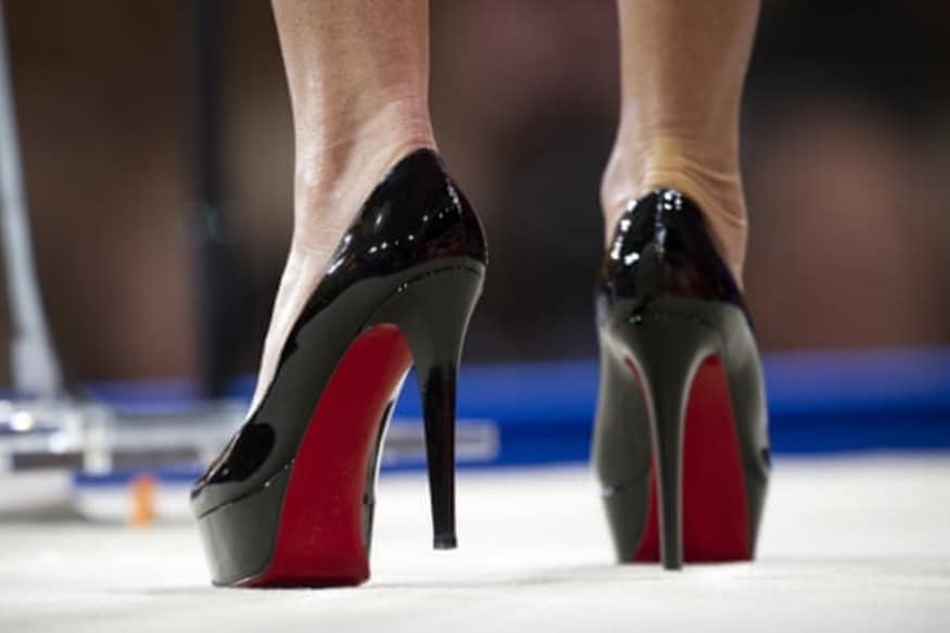 jorden Drik landsby Wearing Six-Inch Heels Liberates Women,' Says Inventor of the Louboutin