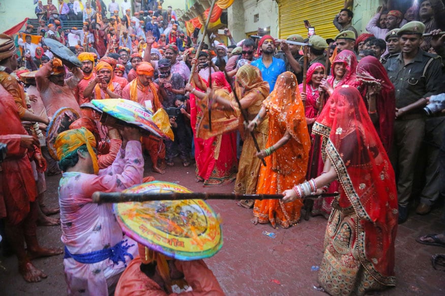Lathmar Holi 2020 Celebrations in Barsana, Uttar Pradesh In Pics News18