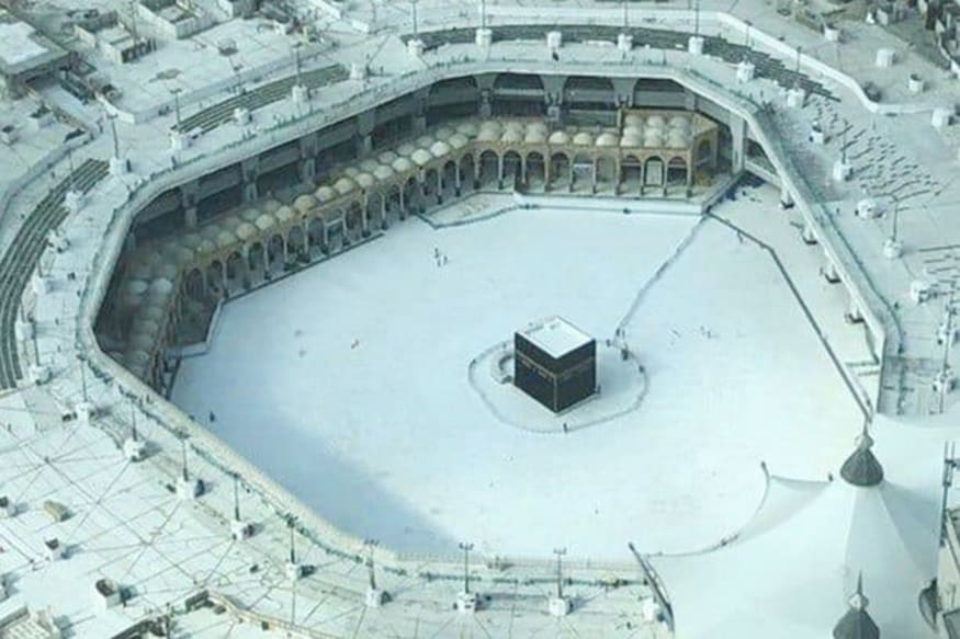 Coronavirus Halts Pilgrimage Saudi Arabia S Mecca Wears A