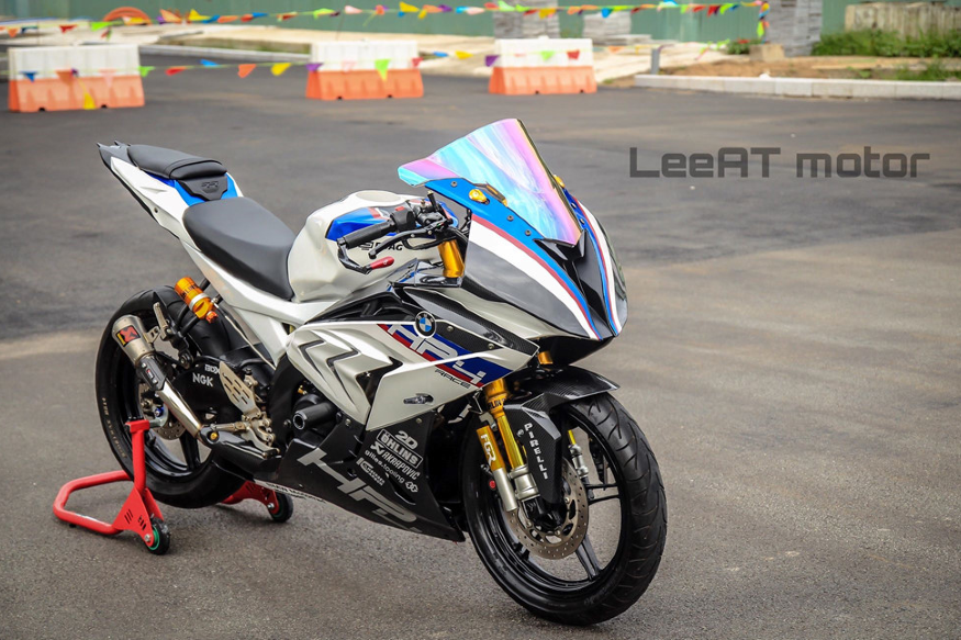 R15 track hot sale bike